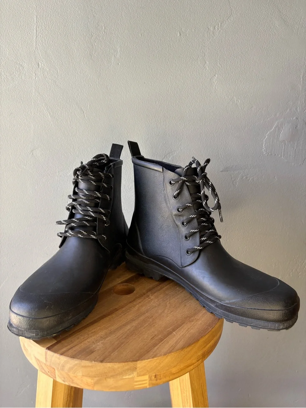 Madewell The Lace-Up Lugsole Rain Boot Black ~ Size 8